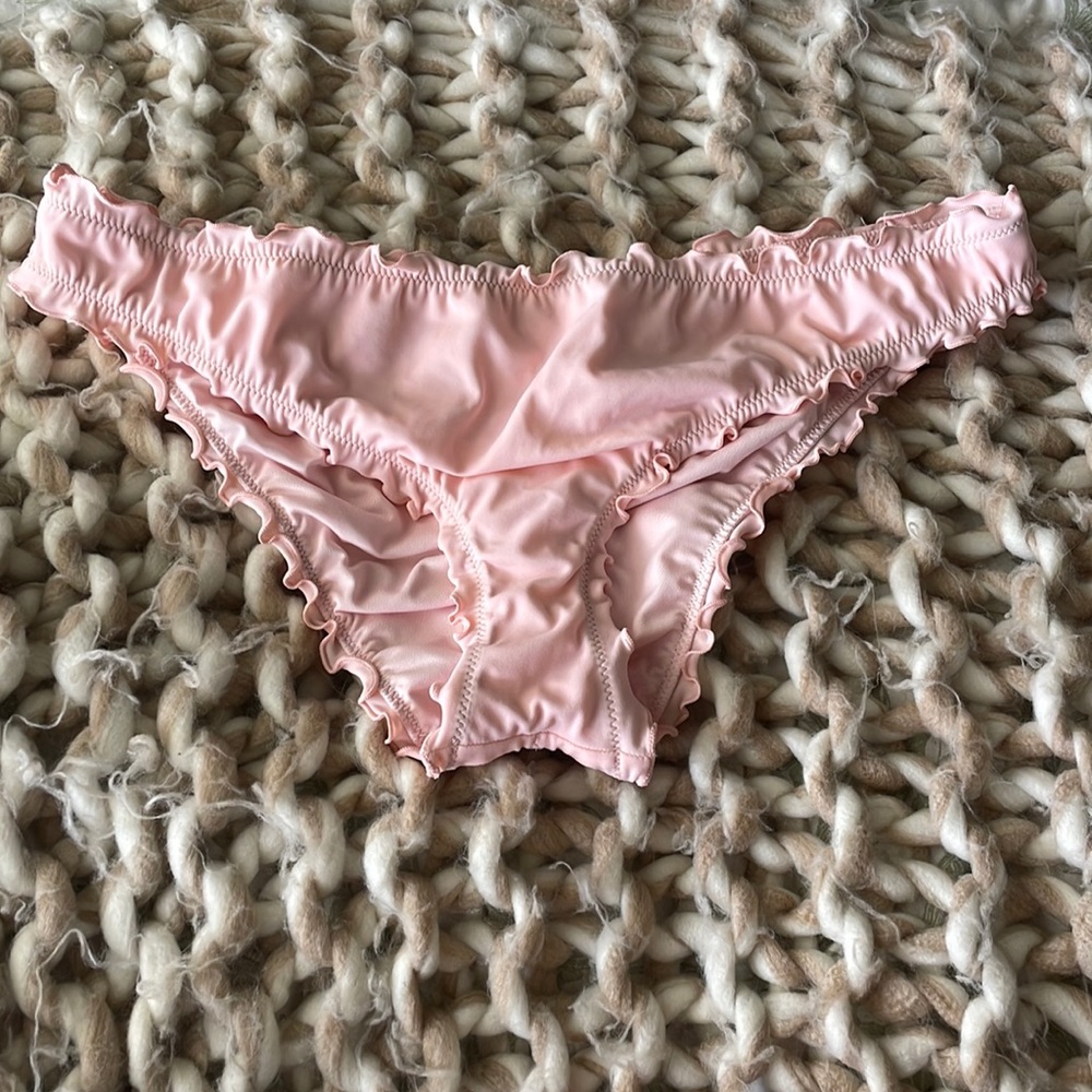 Ruched bikini bottoms